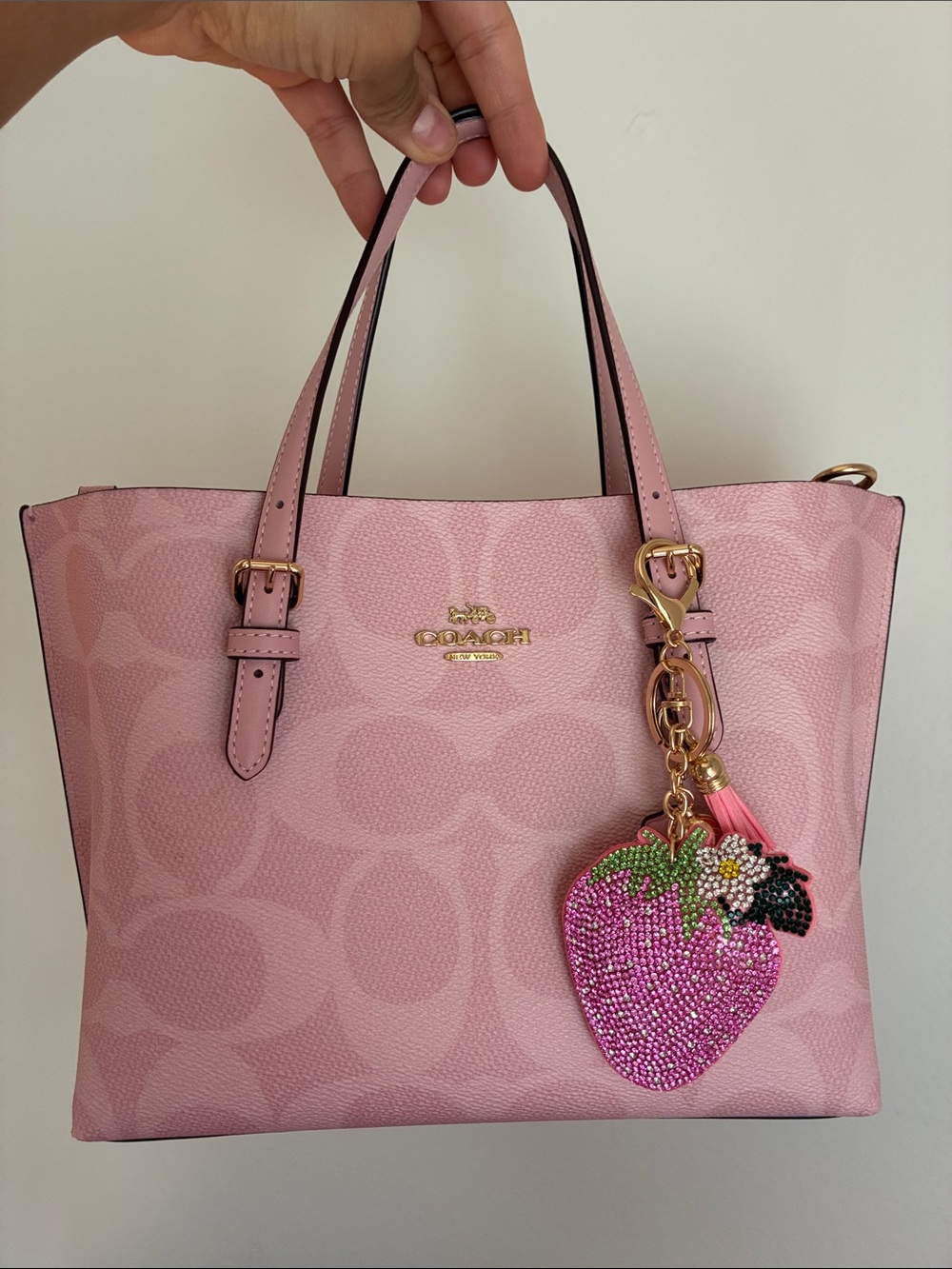 2/$20🎀 Pink Rhinestone Strawberry Keychain Purse Charm